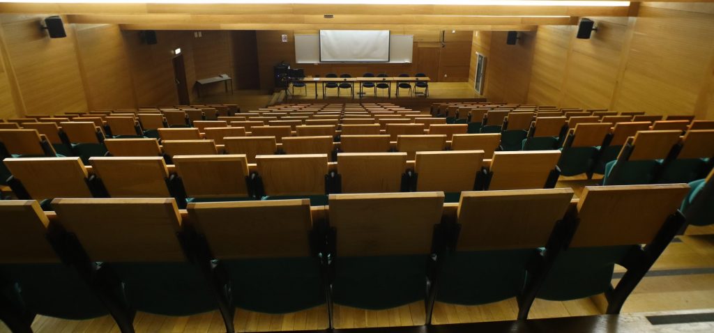 auditorio-b103
